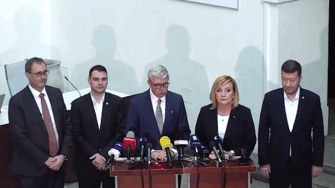 Foto TK ANO, SPD, Motoristé