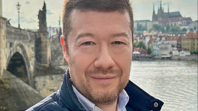 Foto Facebook Tomio Okamura